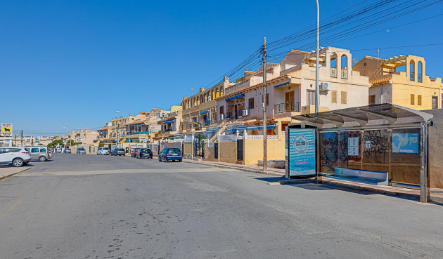Odsprzedaż - Bungalow - Torrevieja - La Siesta - El Salado - Torreta