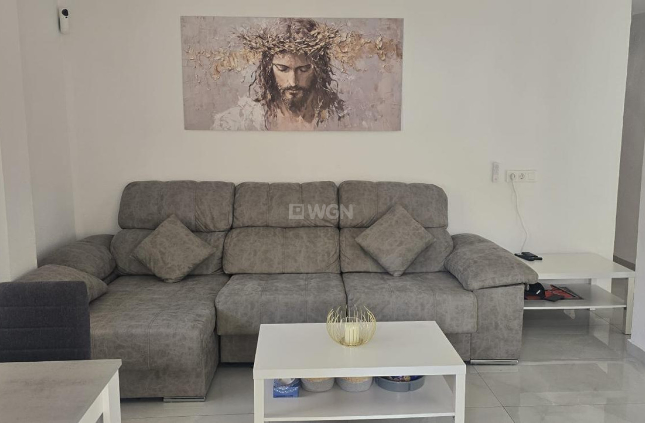 Odsprzedaż - Mieszkanie w bloku - Torrevieja - Acequion