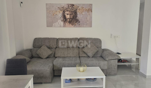 Odsprzedaż - Mieszkanie w bloku - Torrevieja - Acequion