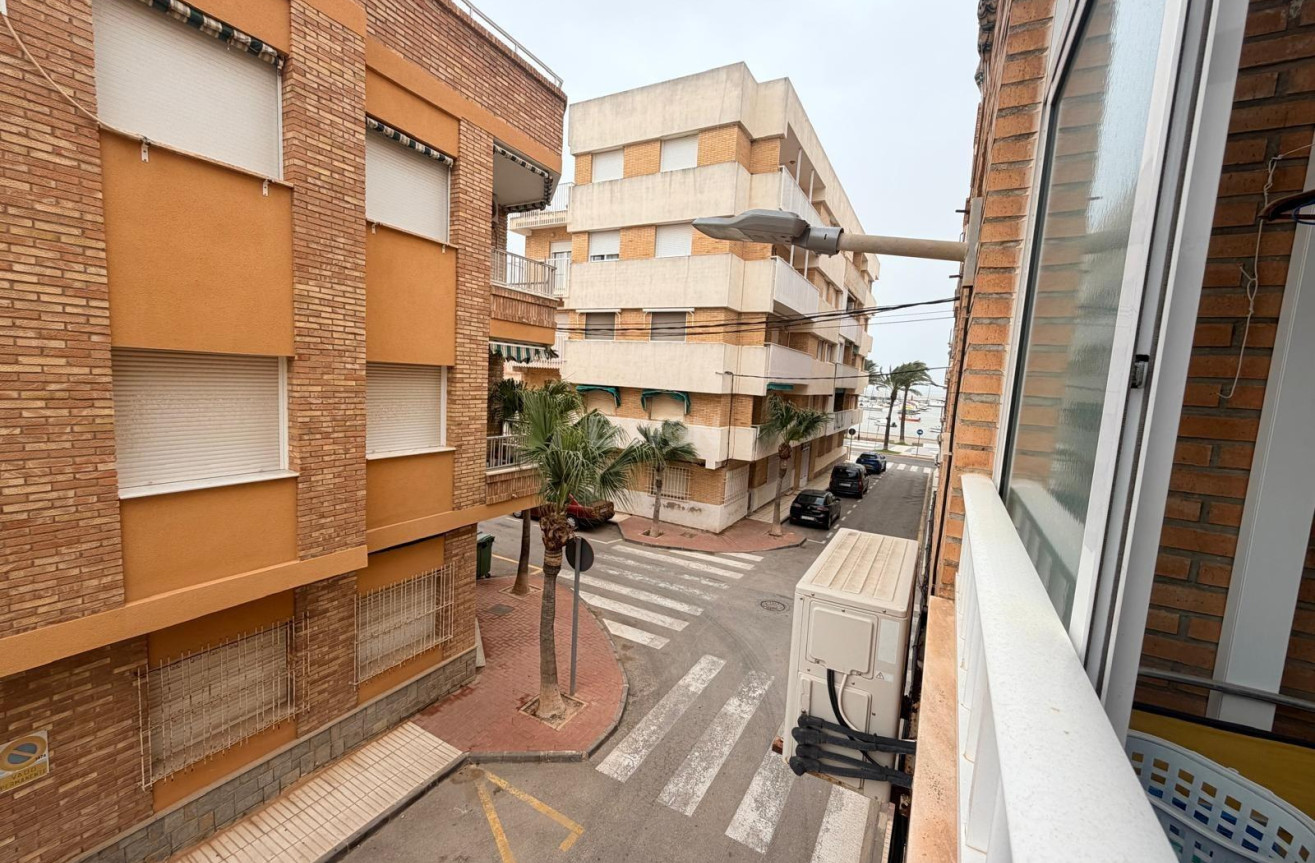 Odsprzedaż - Mieszkanie w bloku - Los Alcázares - Playa La Concha
