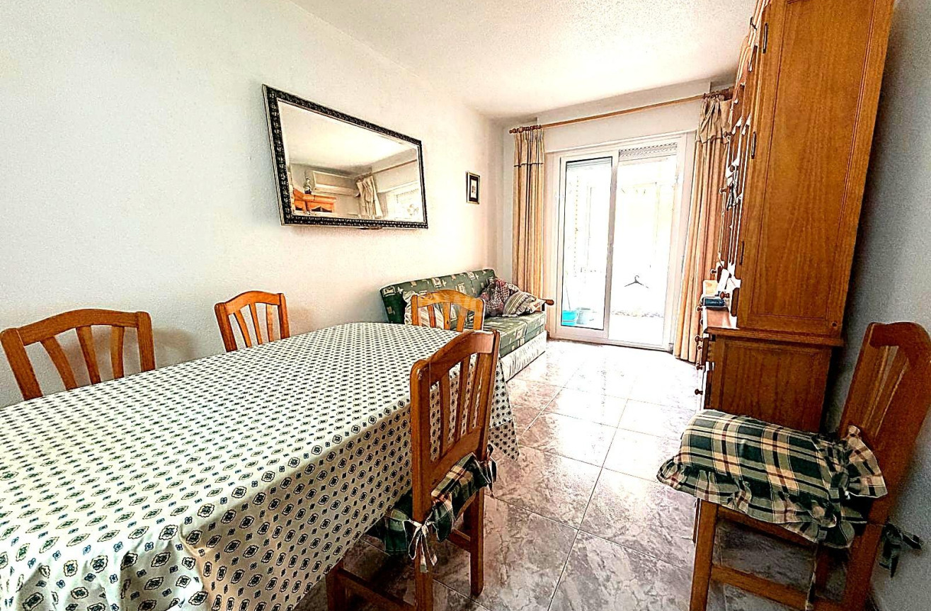 Odsprzedaż - Mieszkanie w bloku - Los Alcázares - Playa La Concha