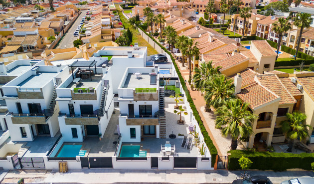 Odsprzedaż - Villa - Torrevieja - Costa Blanca