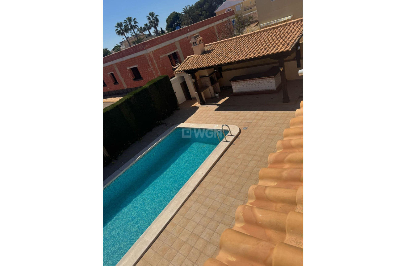 Odsprzedaż - Villa - Orihuela Costa - Playa Flamenca