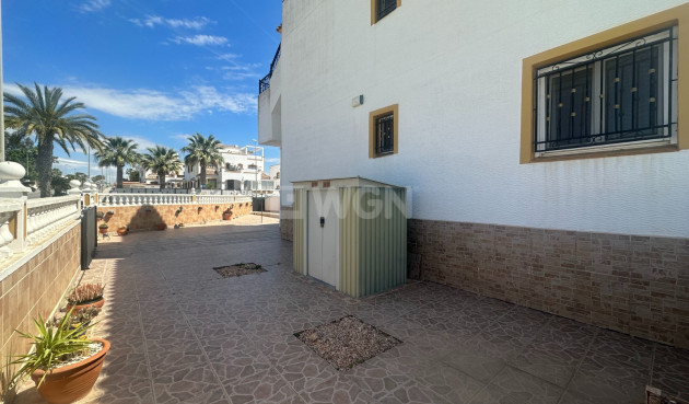 Odsprzedaż - Mieszkanie w bloku - Orihuela - Inland