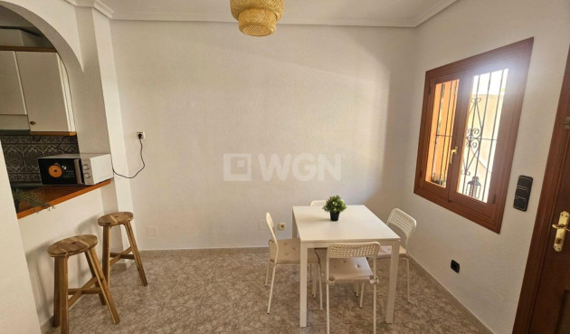 Odsprzedaż - Bungalow - Orihuela Costa - Playa Flamenca