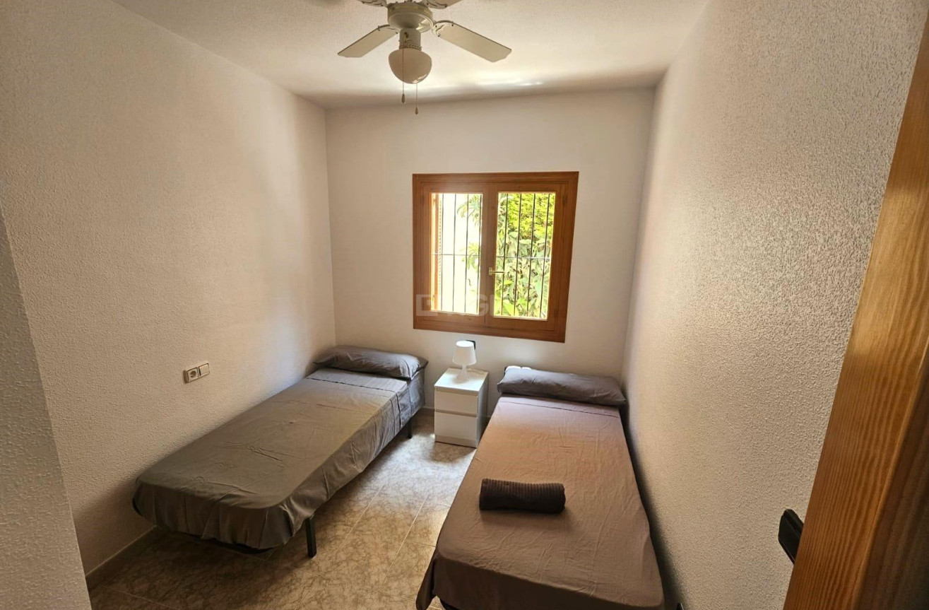 Odsprzedaż - Bungalow - Orihuela Costa - Playa Flamenca