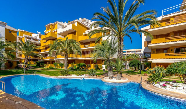 Odsprzedaż - Mieszkanie w bloku - Torrevieja - Punta Prima