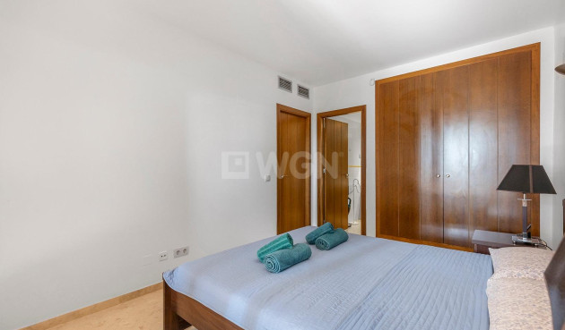 Odsprzedaż - Mieszkanie w bloku - Torrevieja - Punta Prima