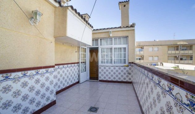 Odsprzedaż - Kamienica - Los Alcázares - Centro