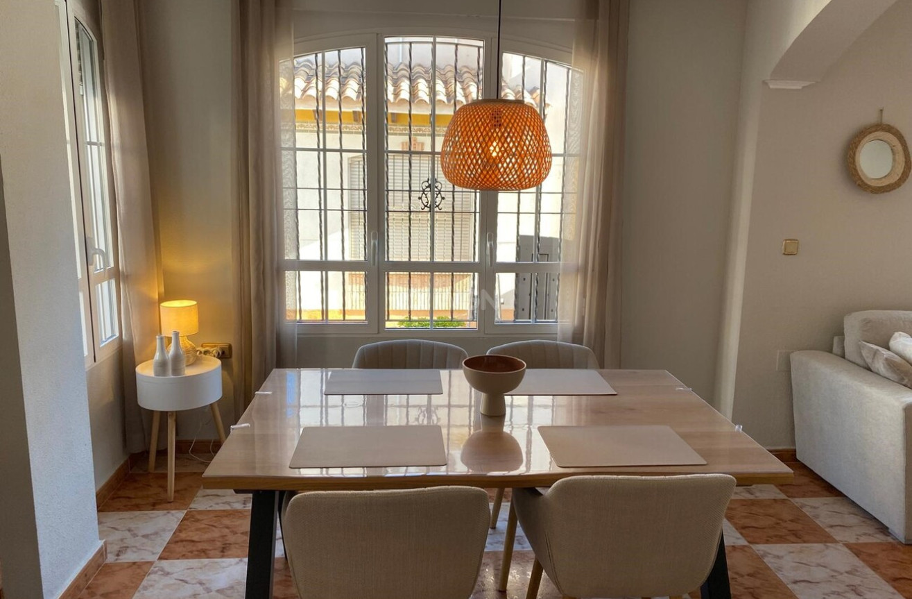 Odsprzedaż - Bungalow - Lomas de Caboroig - Costa Blanca