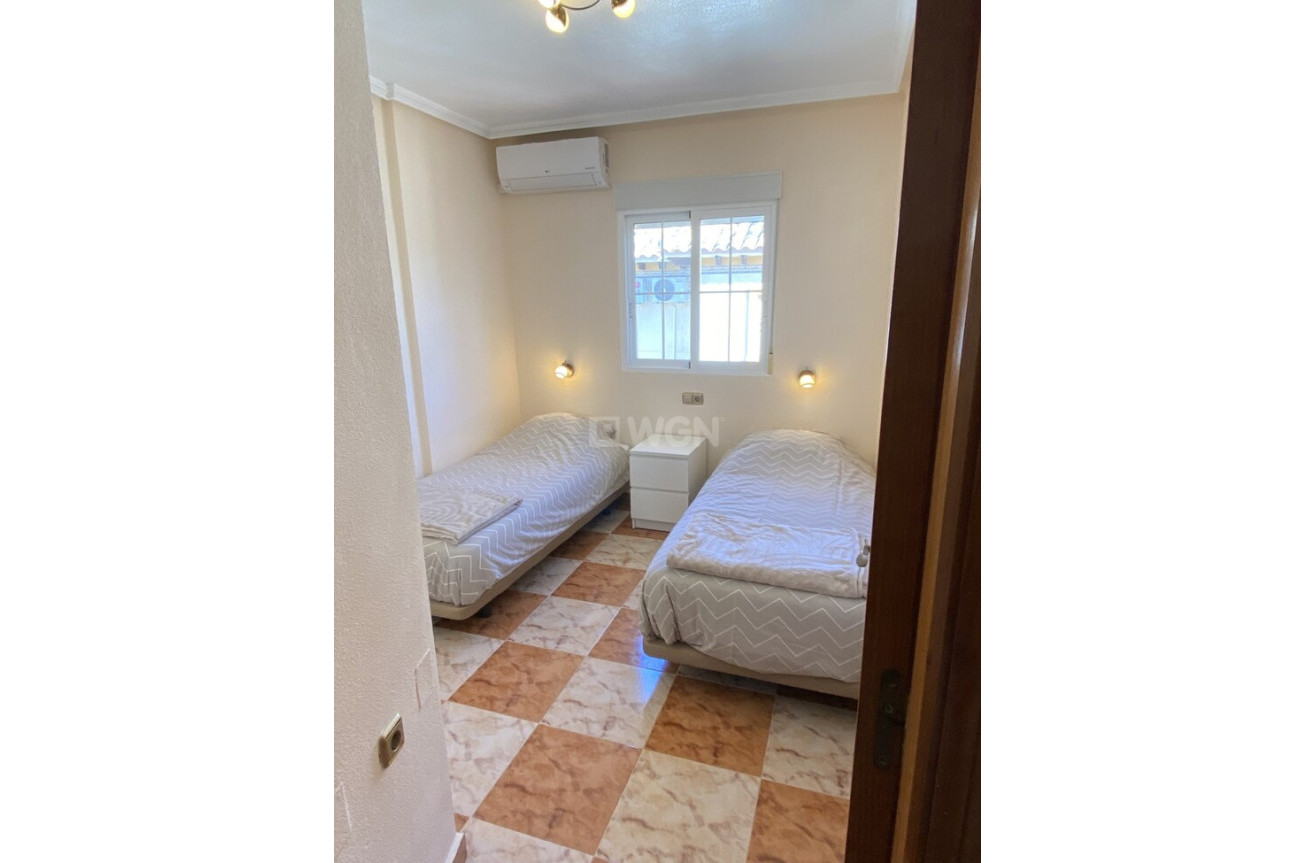 Odsprzedaż - Bungalow - Lomas de Caboroig - Costa Blanca