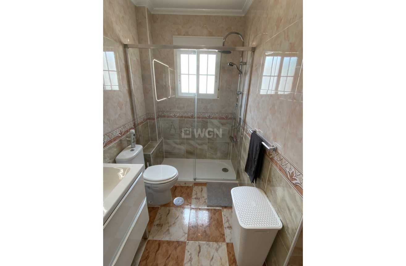 Odsprzedaż - Bungalow - Lomas de Caboroig - Costa Blanca
