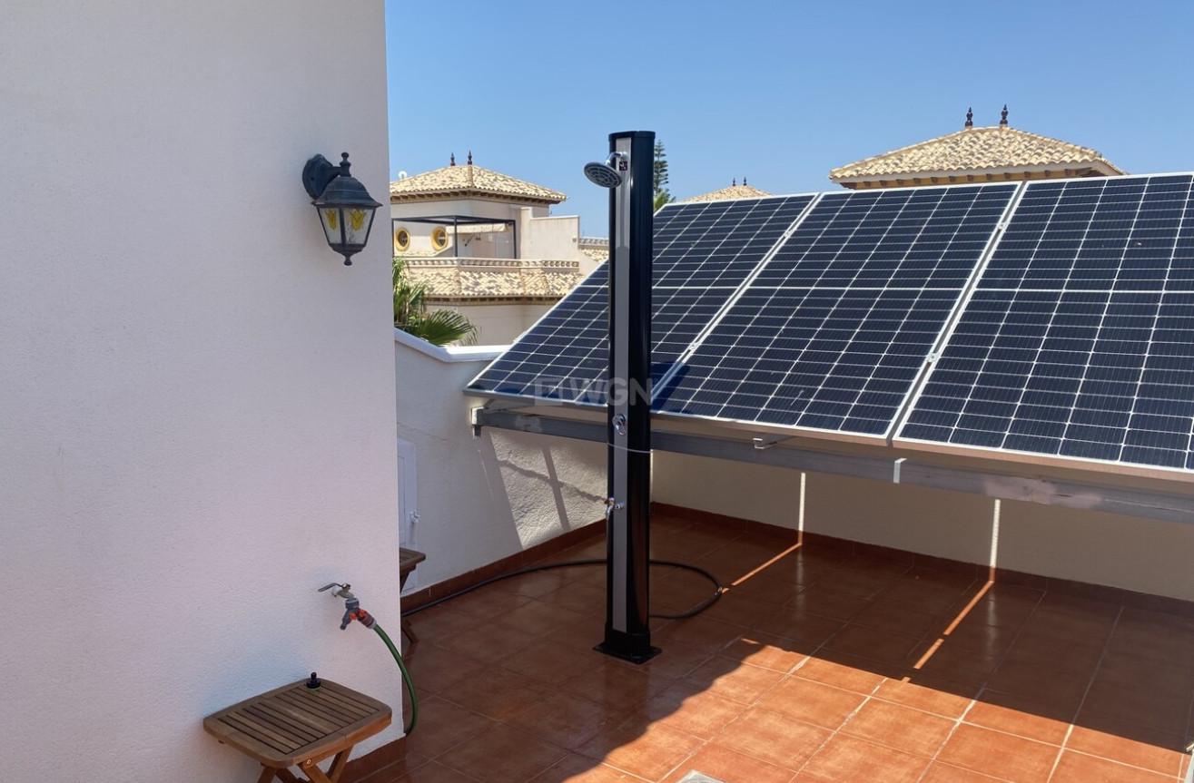 Odsprzedaż - Bungalow - Lomas de Caboroig - Costa Blanca