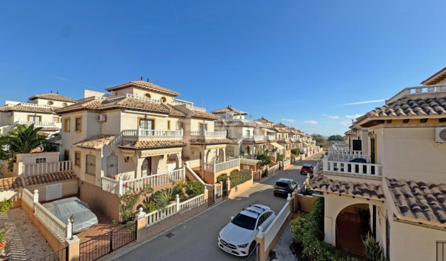 Odsprzedaż - Bungalow - Lomas de Caboroig - Costa Blanca