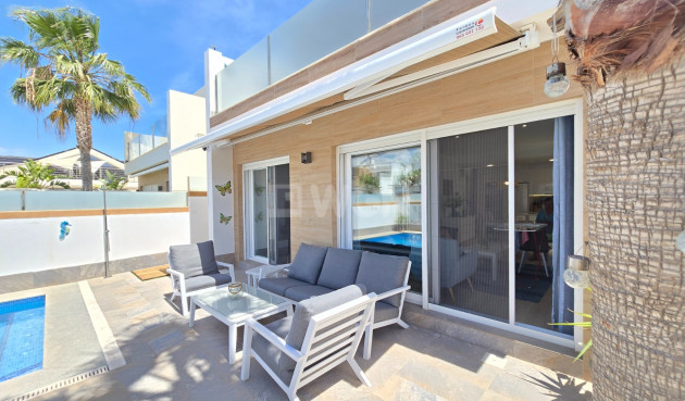 Odsprzedaż - Villa - Pilar de la Horadada - Costa Blanca