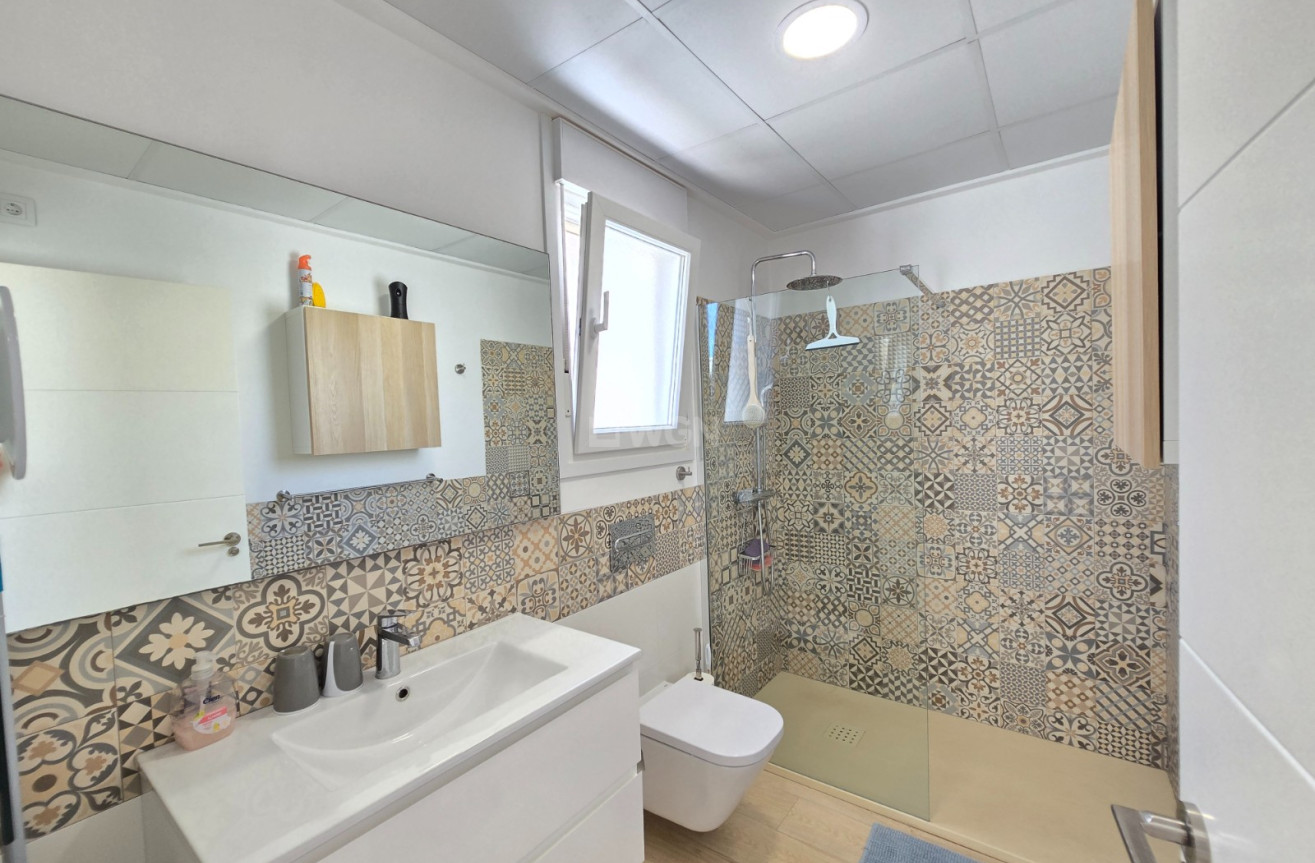 Odsprzedaż - Villa - Pilar de la Horadada - Costa Blanca