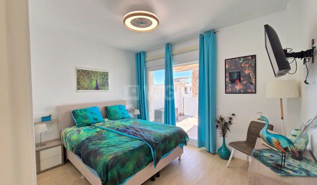 Odsprzedaż - Villa - Pilar de la Horadada - Costa Blanca