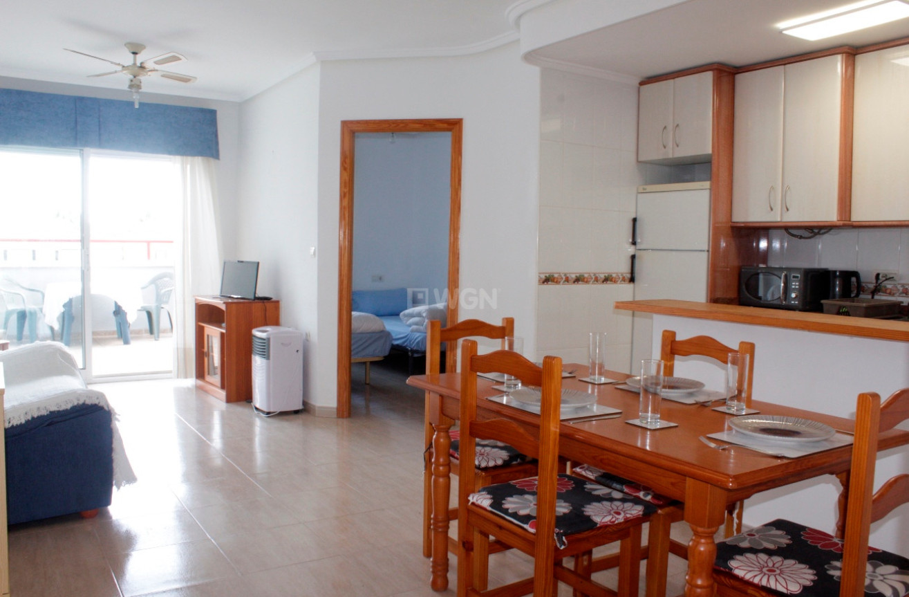 Odsprzedaż - Mieszkanie w bloku - Villamartin - Costa Blanca