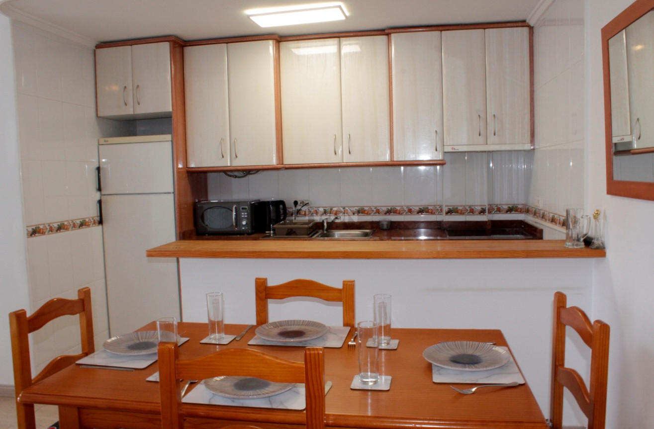 Odsprzedaż - Mieszkanie w bloku - Villamartin - Costa Blanca