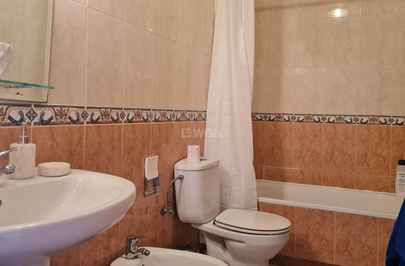 Odsprzedaż - Mieszkanie w bloku - Villamartin - Costa Blanca