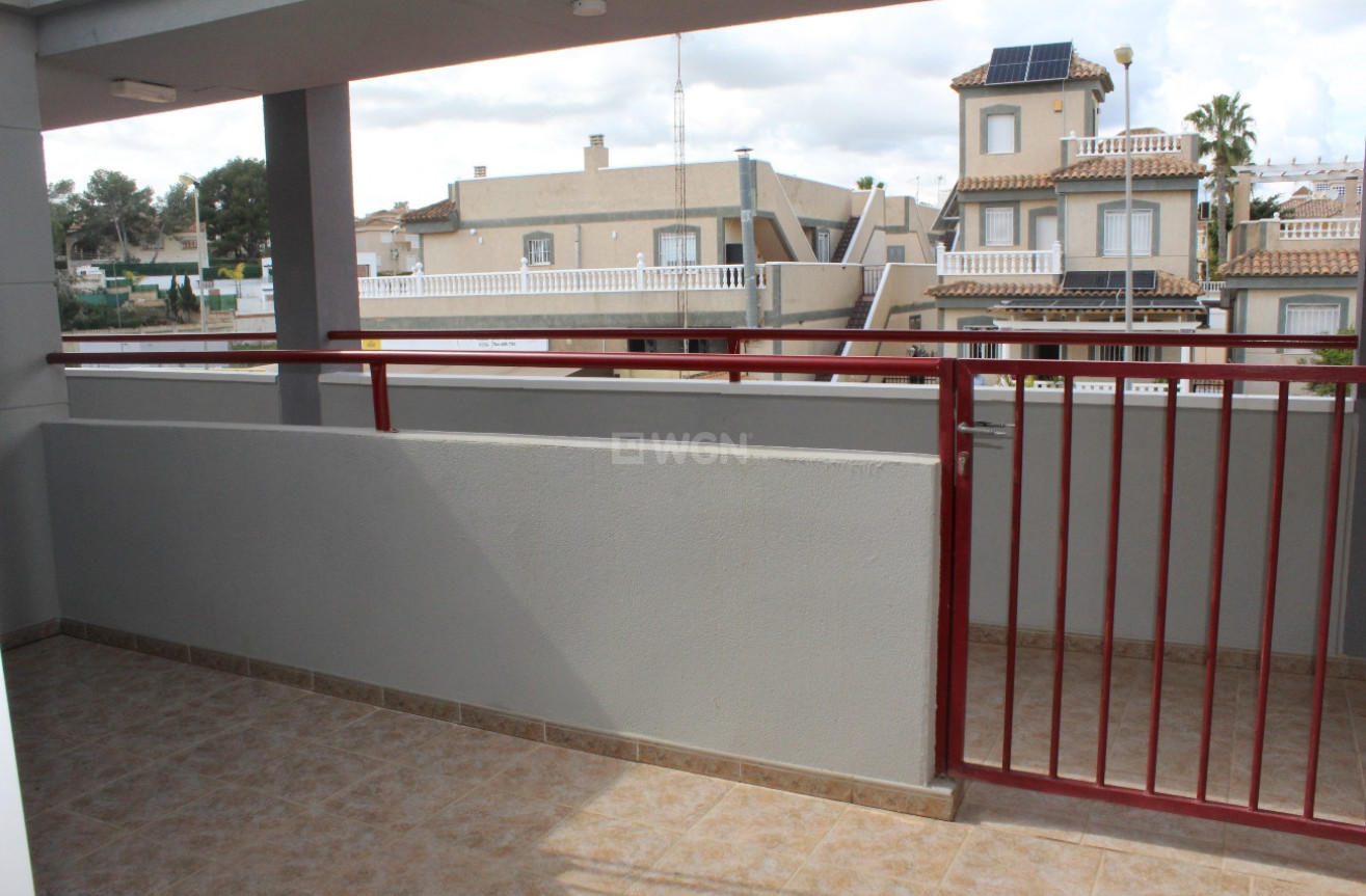 Odsprzedaż - Mieszkanie w bloku - Villamartin - Costa Blanca