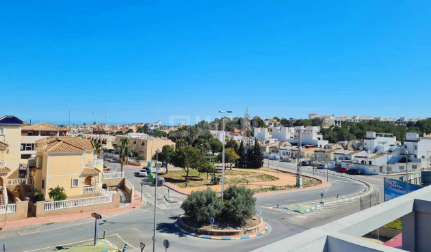 Odsprzedaż - Mieszkanie w bloku - Villamartin - Costa Blanca