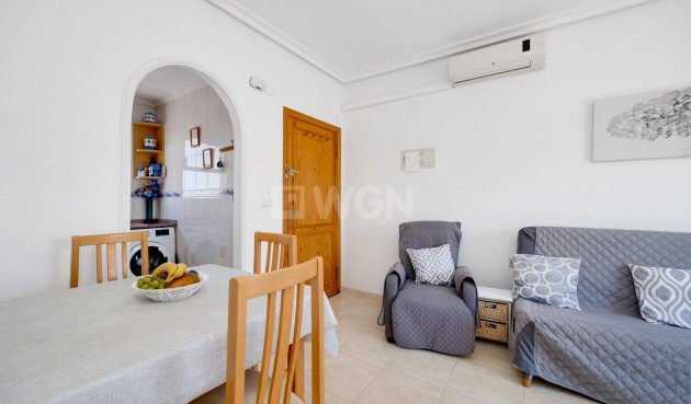 Odsprzedaż - Bungalow - Torrevieja - aguas nuevas