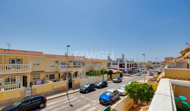 Odsprzedaż - Bungalow - Torrevieja - aguas nuevas
