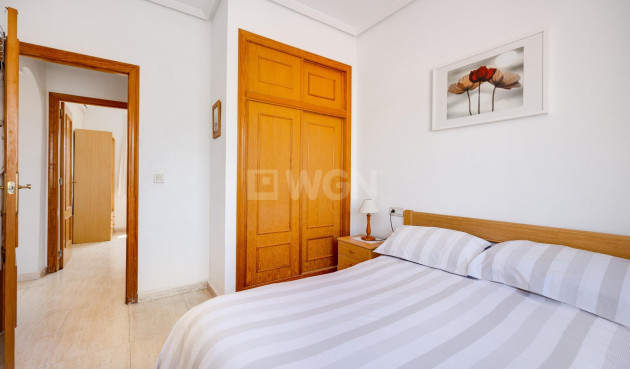 Odsprzedaż - Bungalow - Torrevieja - aguas nuevas
