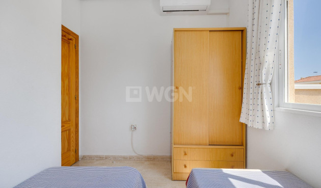 Odsprzedaż - Bungalow - Torrevieja - aguas nuevas