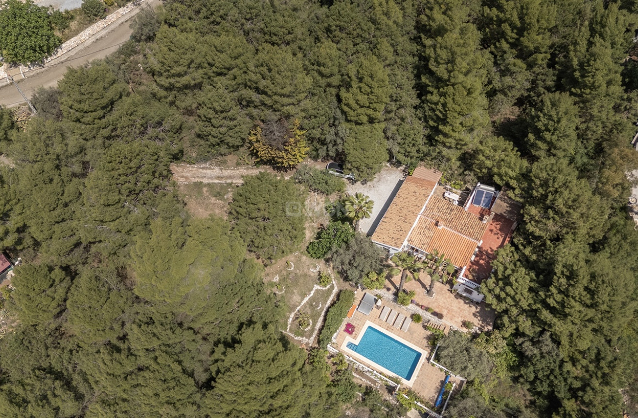 Odsprzedaż - Villa - Competa - Inland