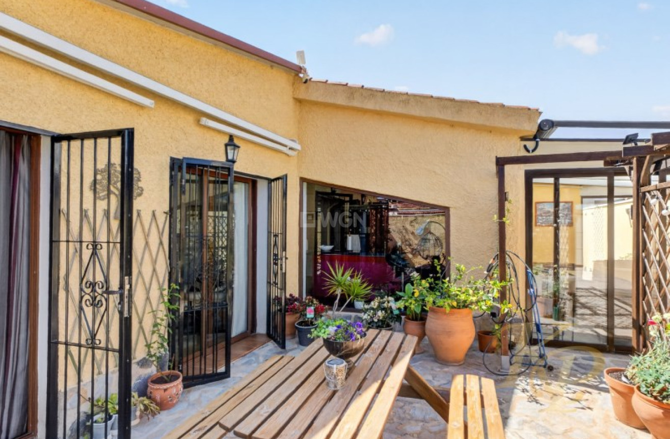 Odsprzedaż - Villa - Torrevieja - Costa Blanca