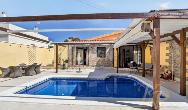 Odsprzedaż - Villa - Torrevieja - Costa Blanca