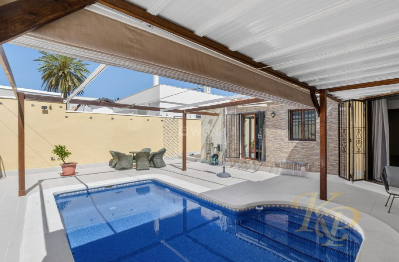 Odsprzedaż - Villa - Torrevieja - Costa Blanca