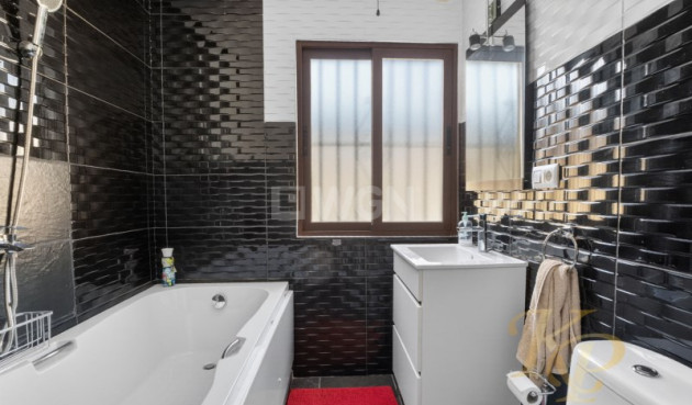 Odsprzedaż - Villa - Torrevieja - Costa Blanca