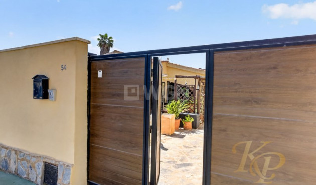 Odsprzedaż - Villa - Torrevieja - Costa Blanca