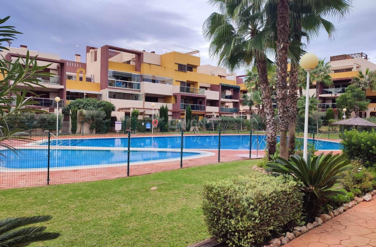 Odsprzedaż - Mieszkanie w bloku - Orihuela Costa - Horizonte - La Campana