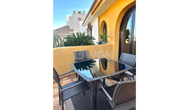 Odsprzedaż - Mieszkanie w bloku - Torrevieja - Punta Prima