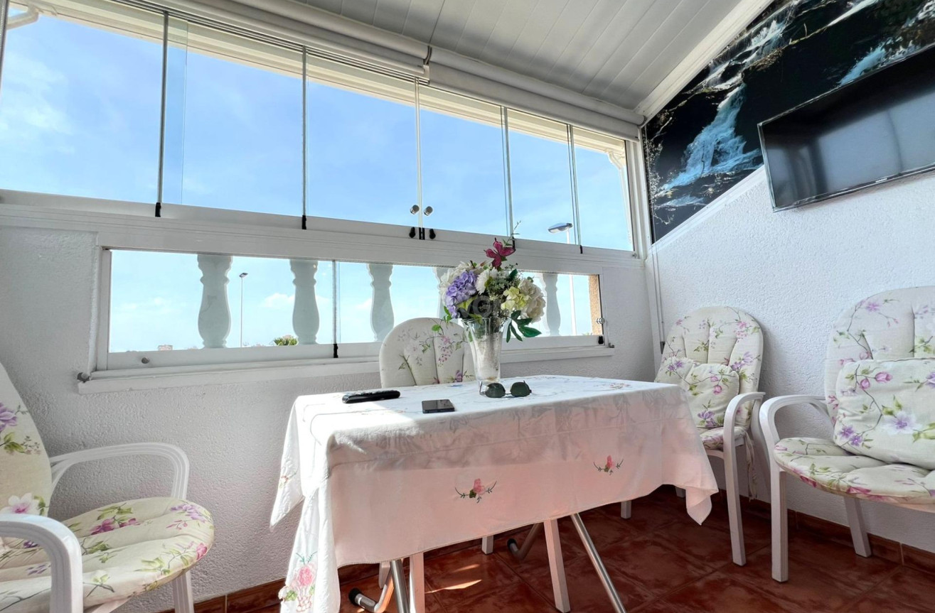 Odsprzedaż - Bungalow - Torrevieja - aguas nuevas