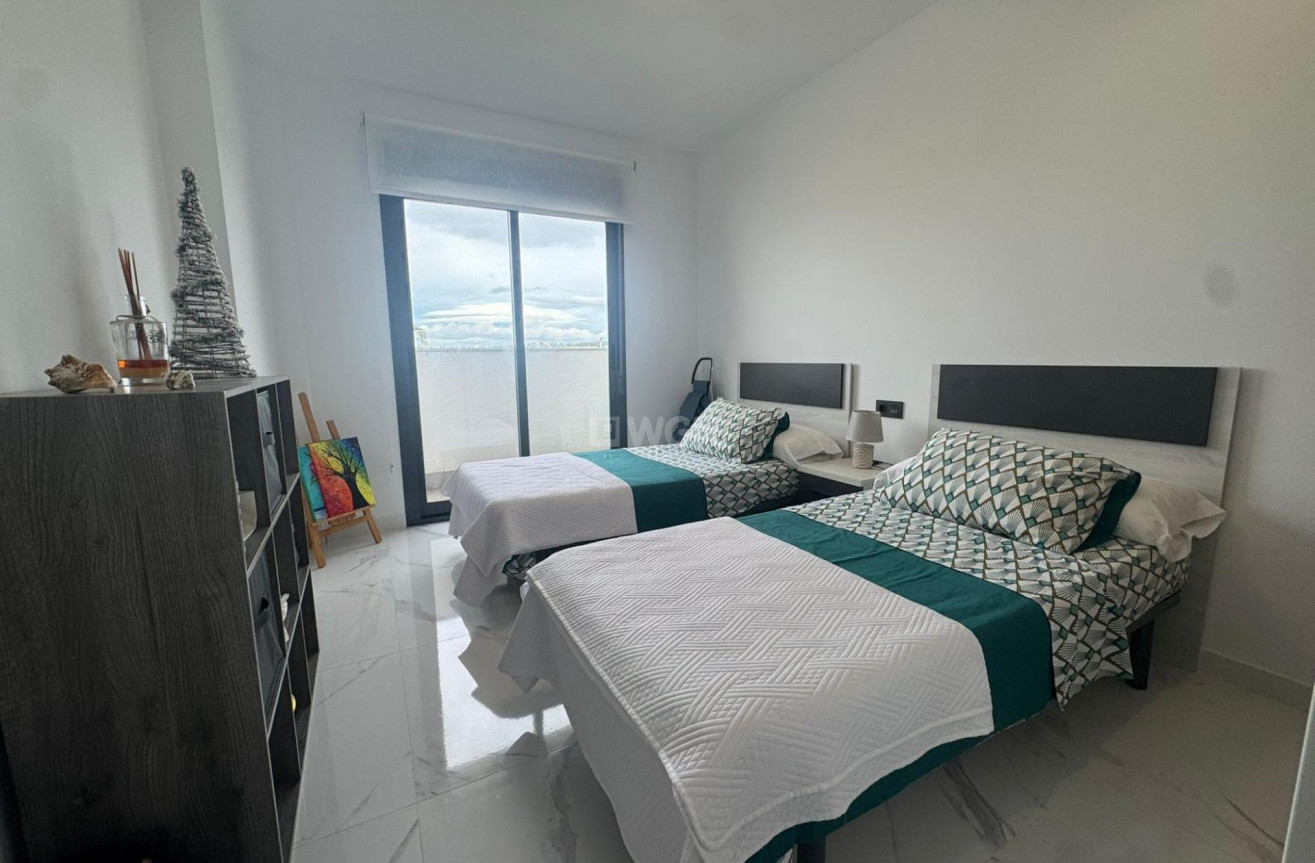 Odsprzedaż - Bungalow - Guardamar del Segura - Costa Blanca