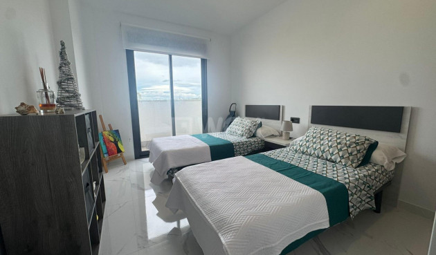 Odsprzedaż - Bungalow - Guardamar del Segura - Costa Blanca