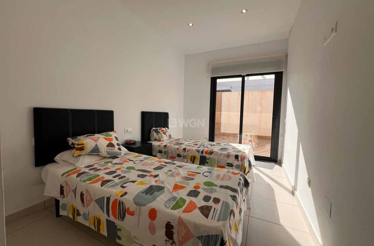 Odsprzedaż - Villa - Orihuela Costa - Lomas de Cabo Roig