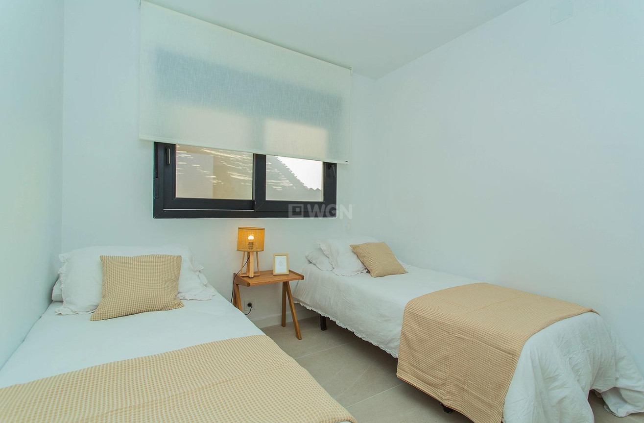Odsprzedaż - Kamienica - Torrevieja - La Siesta