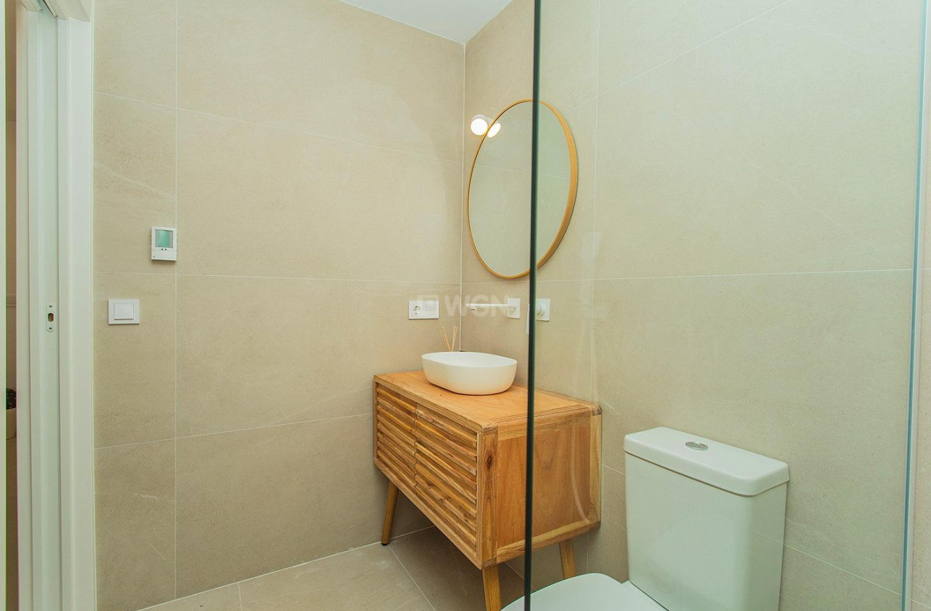 Odsprzedaż - Kamienica - Torrevieja - La Siesta