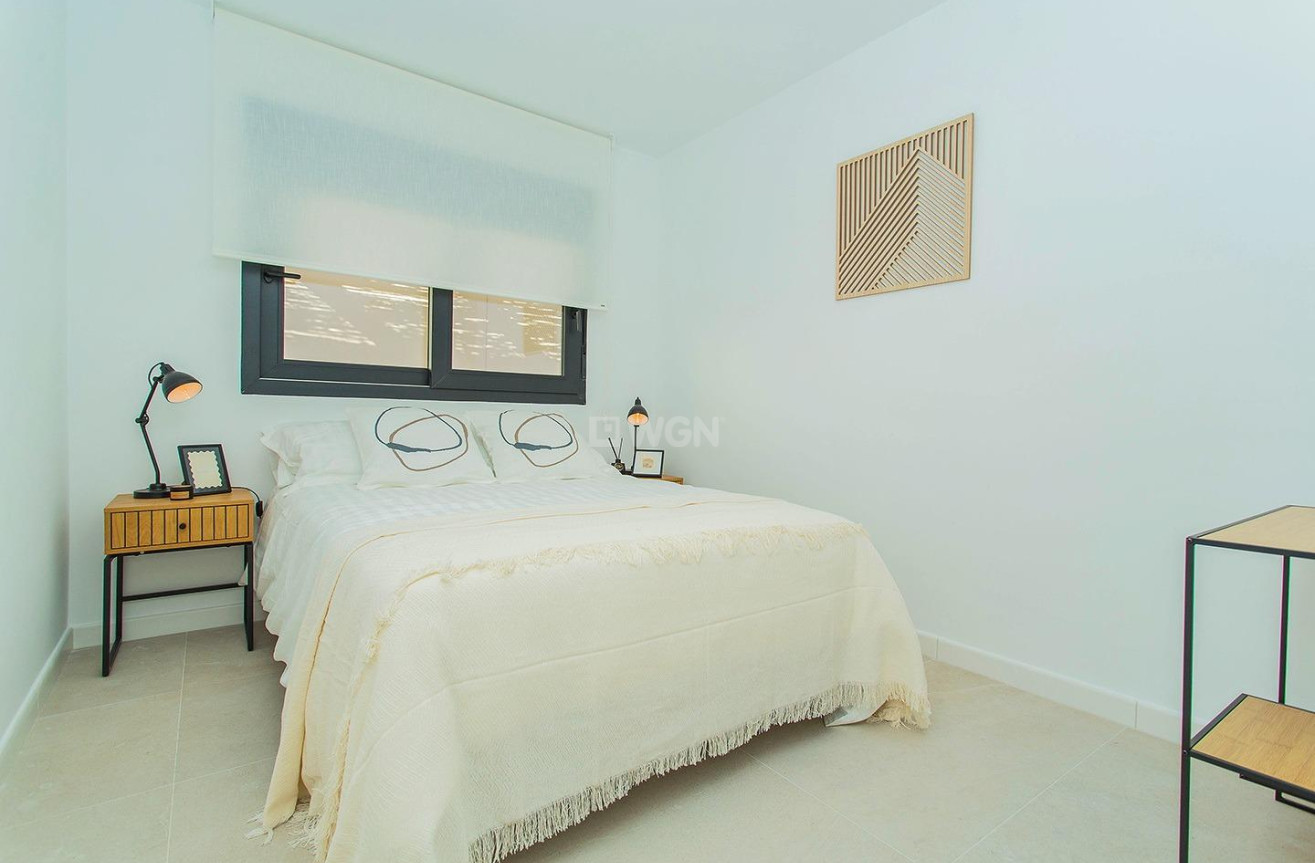 Odsprzedaż - Kamienica - Torrevieja - La Siesta
