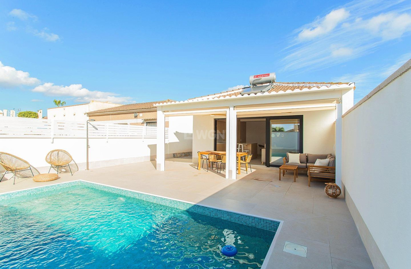 Odsprzedaż - Kamienica - Torrevieja - La Siesta