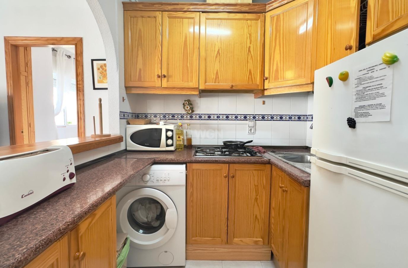 Odsprzedaż - Mieszkanie w bloku - Torrevieja - Acequion