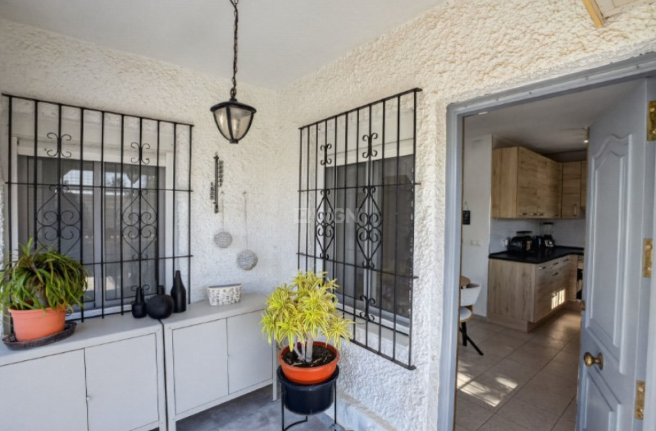 Odsprzedaż - Villa - Torrevieja - Costa Blanca