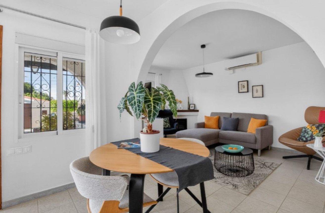 Odsprzedaż - Villa - Torrevieja - Costa Blanca