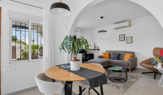 Odsprzedaż - Villa - Torrevieja - Costa Blanca